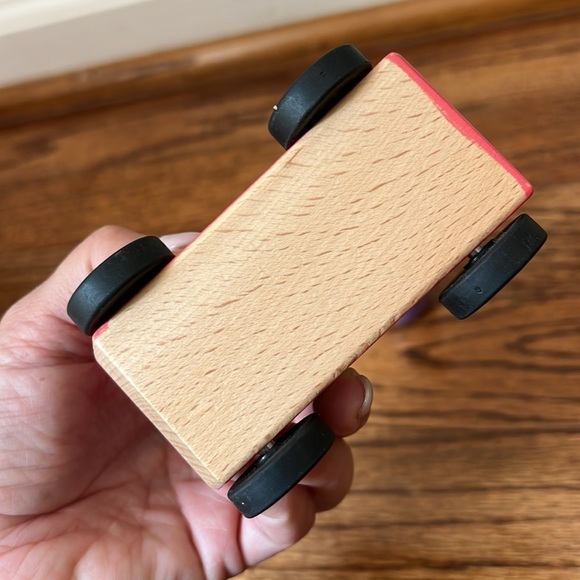 LOVEVERY STELLA AND PUSH CAR WOODEN TOY - Picture 6 of 6